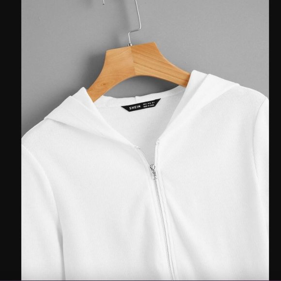 Cropped Hoodie - Picture 2 of 5